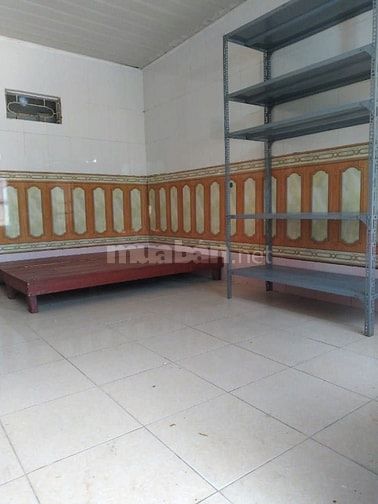 Cho thuê phòng trọ cách Đại học Công nghiệp Hà Nội 200 mét