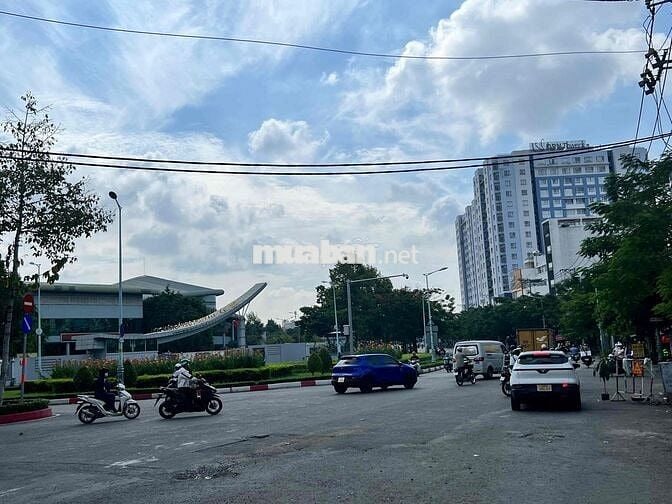 NGỘP BANK- GIẢM NHANH 800TR- HÀNG HIẾM CHU VĂN AN- CĂN GÓC 2 MẶT TIỀN