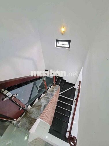 Nhà Cần Giuộc chủ kẹt tiền bán gấp trong tuần, giảm giá 300tr