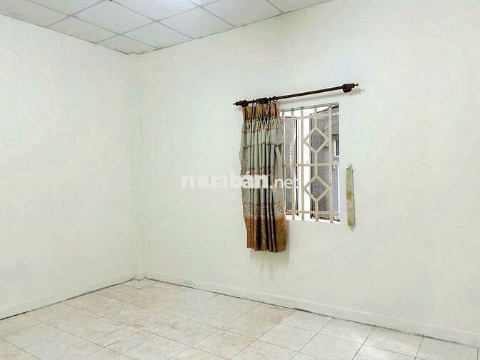 5x14m Sân  để xe Nhà thuê Gò Vấp 3PN Hẻm xe hơi Nguyễn Duy Cung P12