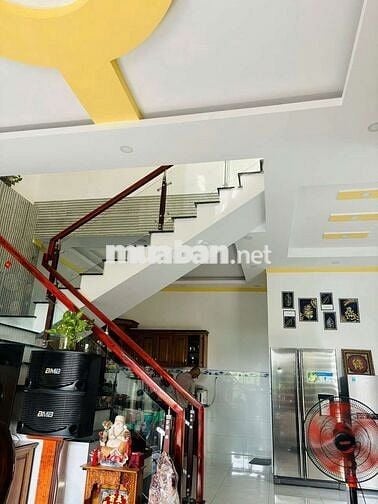 Chủ nhà SR ngộp ngân hàng nên cần bán gấp. Hạ 300tr chỉ còn 1ty850