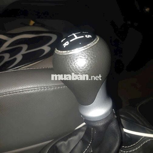 Kia Soluto Deluxe Số sàn 58.367 km Đen