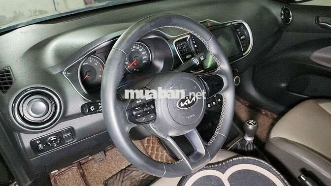Kia Soluto Deluxe Số sàn 58.367 km Đen