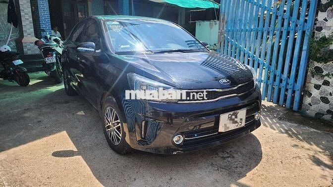 Kia Soluto Deluxe Số sàn 58.367 km Đen