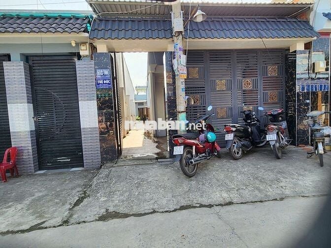 CHO THUÊ NHÀ CẤP 4 RỘNG THOÁNG MÁT SẠCH SẼ, AN NINH TỐT
