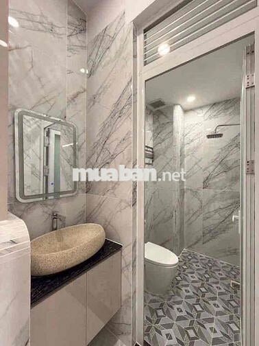 CÒN 1 CĂN *** NHÀ ĐẸP MỚI XÂY GIAD CỰC TỐT,GẦN BỜ KÈ THOÁNG MÁT