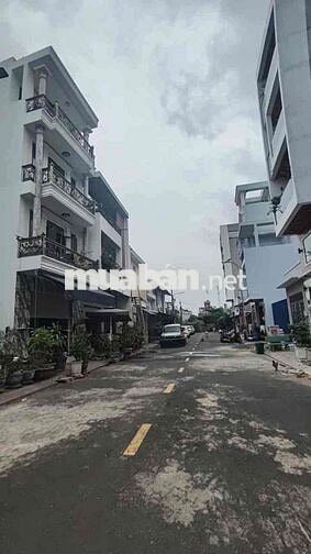 LÔ ĐẤT XIU HiẾM  72 m ‘  5 x 15 m HẺM 12 m  Mô tà : - Đất khu phân lô