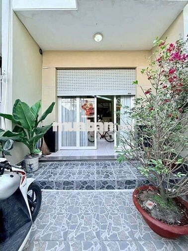 NHÀ 3 LẦU - MẶT TIỀN ĐƯỜNG LÊ LAI