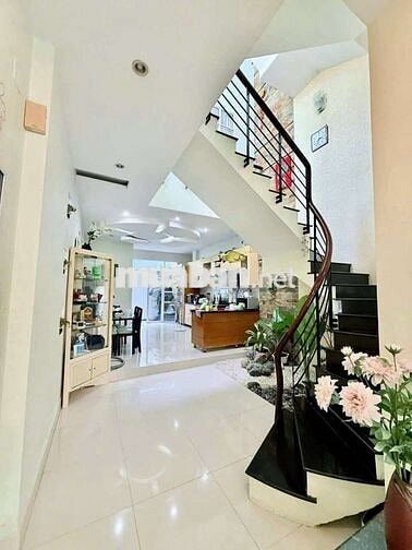 NHÀ 3 LẦU - MẶT TIỀN ĐƯỜNG LÊ LAI