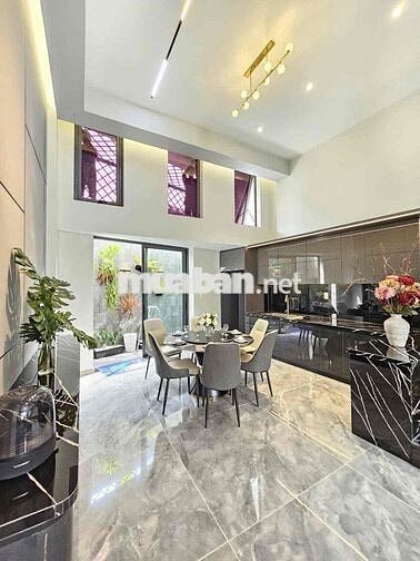 Bán nhà 1 trệt 3 lầu MT đường thông buôn bán Sát Trung Tâm Hành Chính