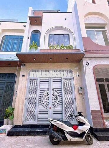 CÒN 1 CĂN *** NHÀ ĐẸP MỚI XÂY GIAD CỰC TỐT,GẦN BỜ KÈ THOÁNG MÁT