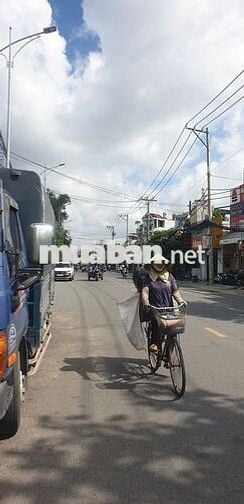 🚛 CHO THUÊ MẶT BẰNG 200M² – XE CONTAINER QUAY ĐẦU – CHỈ 15 TRIỆU/THÁNG