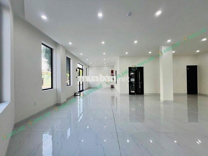 CHO THUÊ MẶT BẰNG LÔ GÓC - GẦN CẦU HOÀ XUÂN - NGUYỄN PHƯỚC LAN