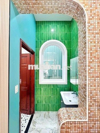 NHÀ MẶT TIỀN TRẦN PHÚ THUẬN TIỆN KINH DOANH,GIÁ TỐT