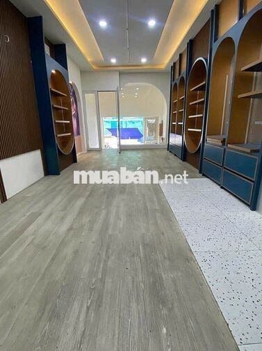 Mặt Tiền Phan Xích Long và Trần Nguyên Đán 70m2 Riêng Biệt Gần VạnKiếp