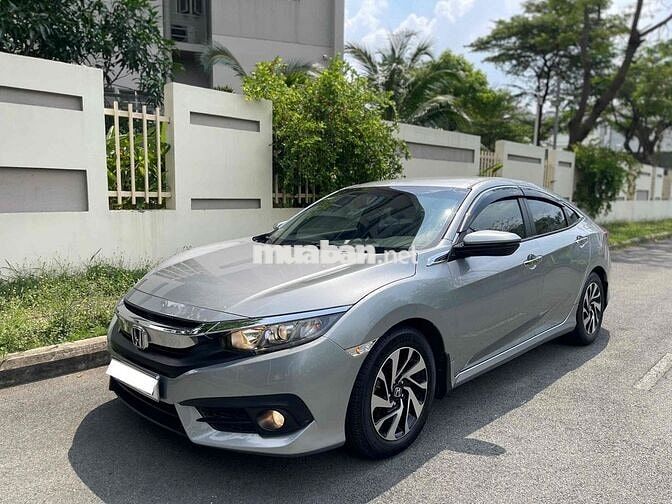 Honda Civic 1.8 2018 95000 km Bạc