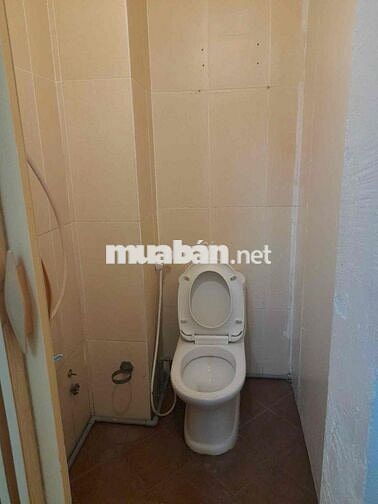 🏡 PHÒNG BAN CÔNG – BẾP RIÊNG BÊN NGOÀI