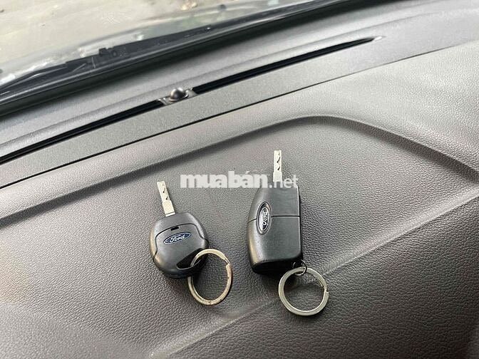 Ford Focus Ghia 2011 Xám Tự động