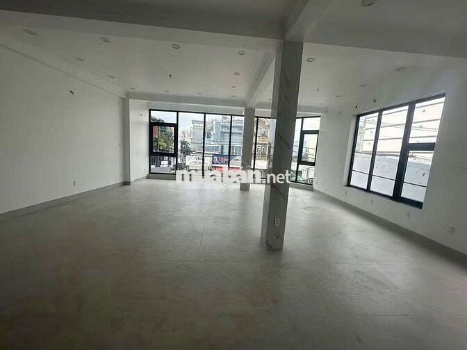 CHO THUÊ MẶT BĂNG VT ĐẸP TÒA NHÀ GIÁ RẺ 10TR 