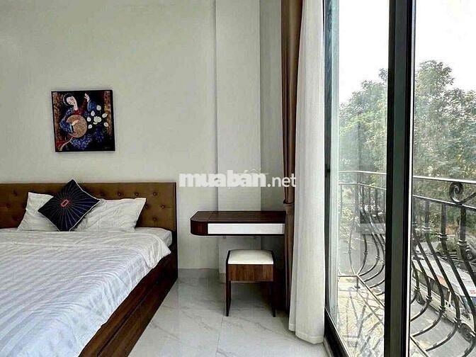 CHO THUÊ CĂN HỘ CAO CẤP, THOÁNG, FULL NỘI THẤT NGAY CV LÊ THỊ RIÊNG