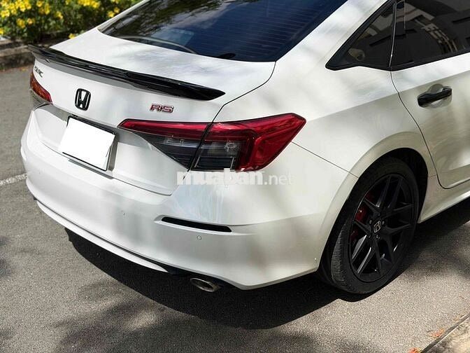 Honda Civic RS 2023 Trắng 32.000 km