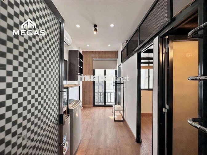 Duplex_Gác cao_Thang máy_Bancol_Cửa sổ_Full NT_Thoáng_Vạn Hạnh mall