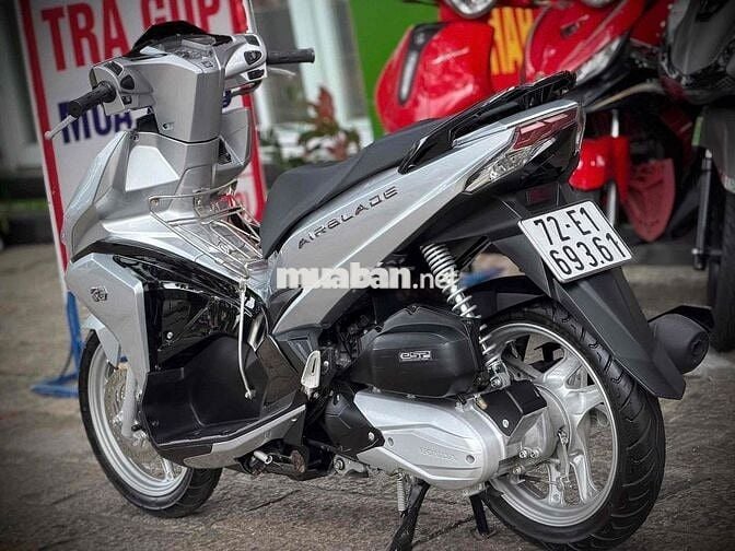 Honda Airblade 125 Smartkey 2019 Bạc Porsche