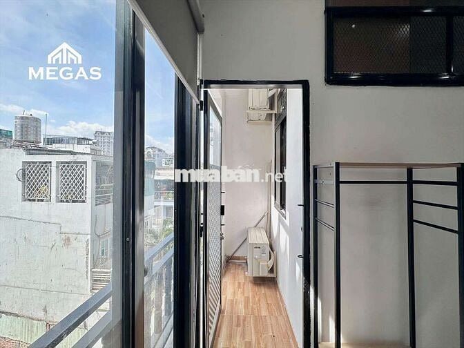 Duplex_Gác cao_Thang máy_Bancol_Cửa sổ_Full NT_Thoáng_Vạn Hạnh mall