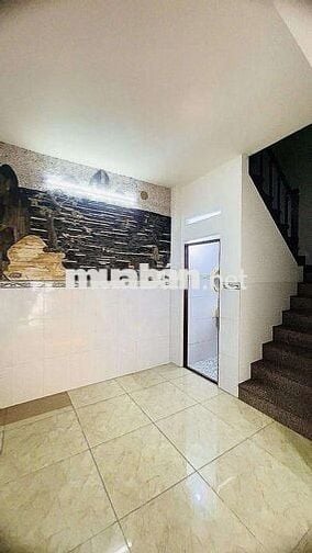 CHO THUÊ NHÀ MĂT TIỀN 5PN GIÁ 20TR 