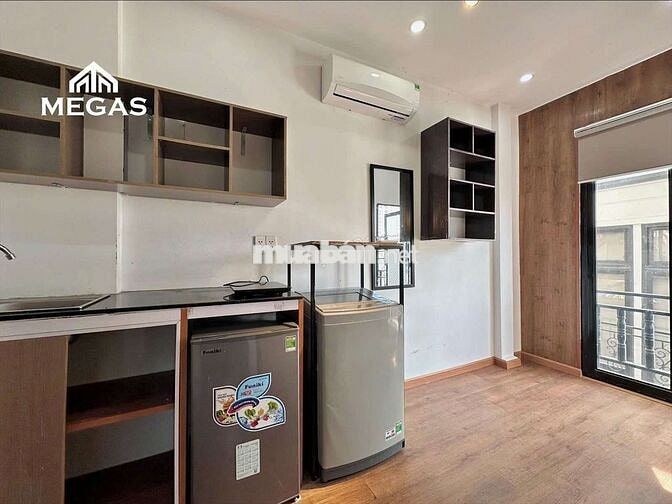 Duplex_Gác cao_Thang máy_Bancol_Cửa sổ_Full NT_Thoáng_Vạn Hạnh mall