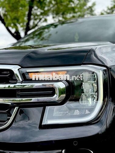 Ford Everest Titanium 4x2 2023 Đen 67.000 km