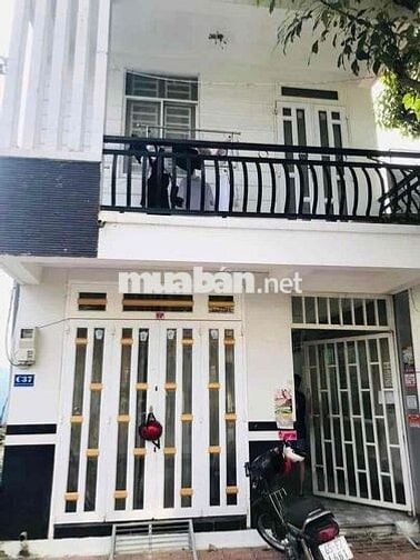NHÀ TRỌ GẦN ĐH TÂY ĐÔ, KHÁCH VỀ QUÊ TRẢ 1 PHÒNG HƠN 20m2 GÁC KIÊN CỐ
