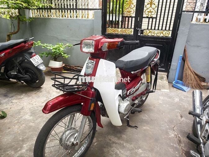 Honda Dream Đỏ, Trắng Tỉnh