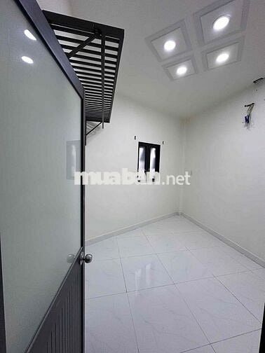 Cho thuê nhà mới 2 phòng ngủ, Đường Huỳnh Tấn Phát, Quận 7