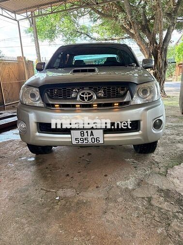 Toyota Hilux 2009 Số sàn Bạc