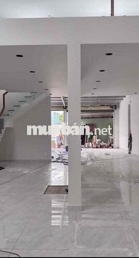 Nhà mặt tiền 160mgiá 40trieu còn thương lượng chính chủ