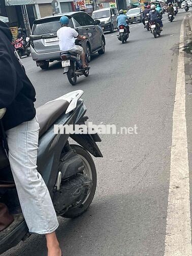 Nhà mặt tiền 160mgiá 40trieu còn thương lượng chính chủ