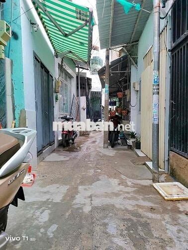Cho thuê nhà mới 2 phòng ngủ, Đường Huỳnh Tấn Phát, Quận 7