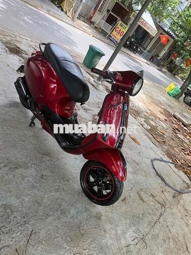 Piaggio Vespa Prima đỏ