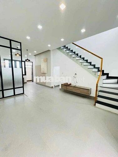 NHÀ THUÊ KHU DÂN CƯ NAM LONG 3 PHÒNG NGỦ CÓ MÁY LẠNH