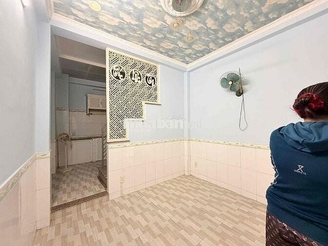 Cho Thuê NNC 3m x 9m 2PN 3WC Trệt 2 Lầu ST Ngay 68 Trần Quang Khải Q1