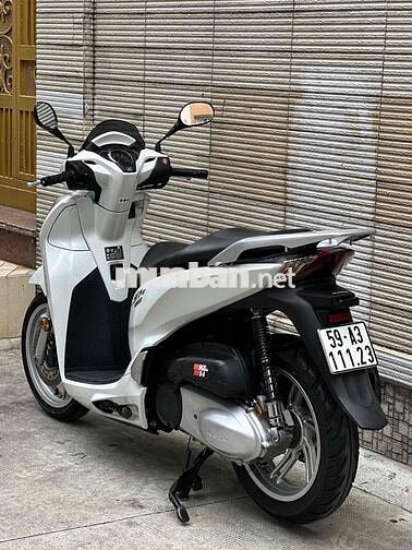 🏍️ SH300i ABS 2017 Trắng – ODO 2 Vạn – Zin Nguy