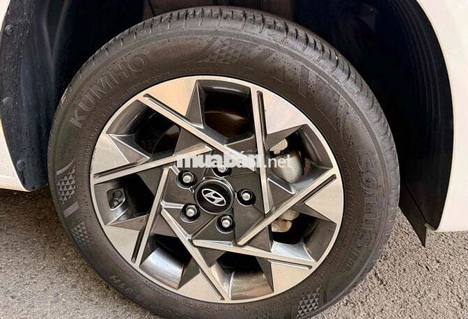 Hyundai Stargazer 1.5AT Cao cấp 2023 Trắng 3 vạn