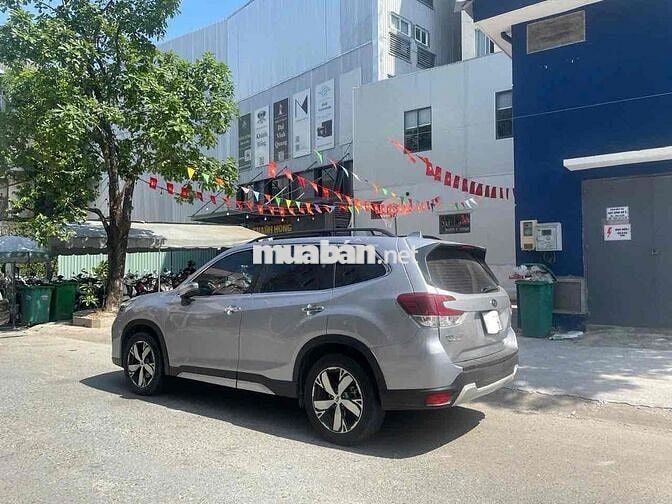 Subaru Forester IS Eyesight 2022 Bạc 43010 km