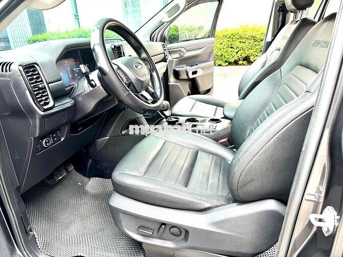 Ford Everest Sport 2022 Số tự động Xám