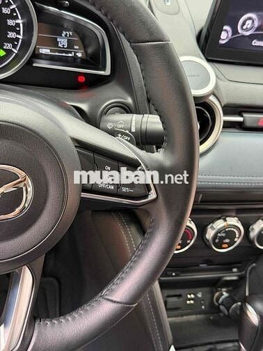 Mazda 2 2021 Luxury xe nhập Thái