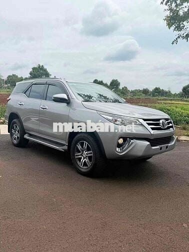 Toyota Fortuner 2018 Bạc Số tự động