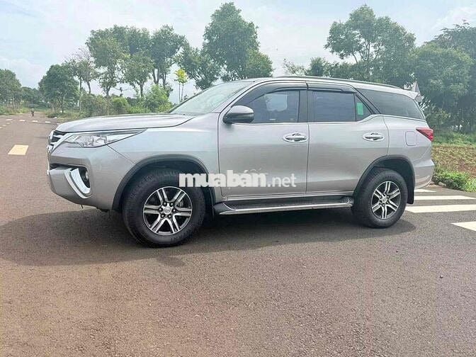 Toyota Fortuner 2018 Bạc Số tự động