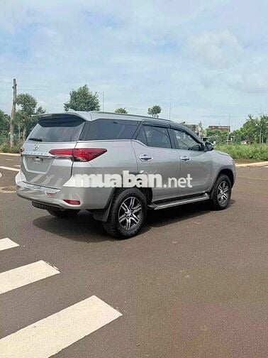 Toyota Fortuner 2018 Bạc Số tự động