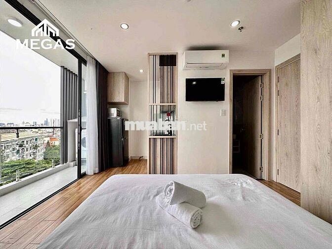 CĂN HỘ BAN CÔNG FULL NỘI THẤT GIÁ RẺ NGAY PHẠM VĂN BẠCH